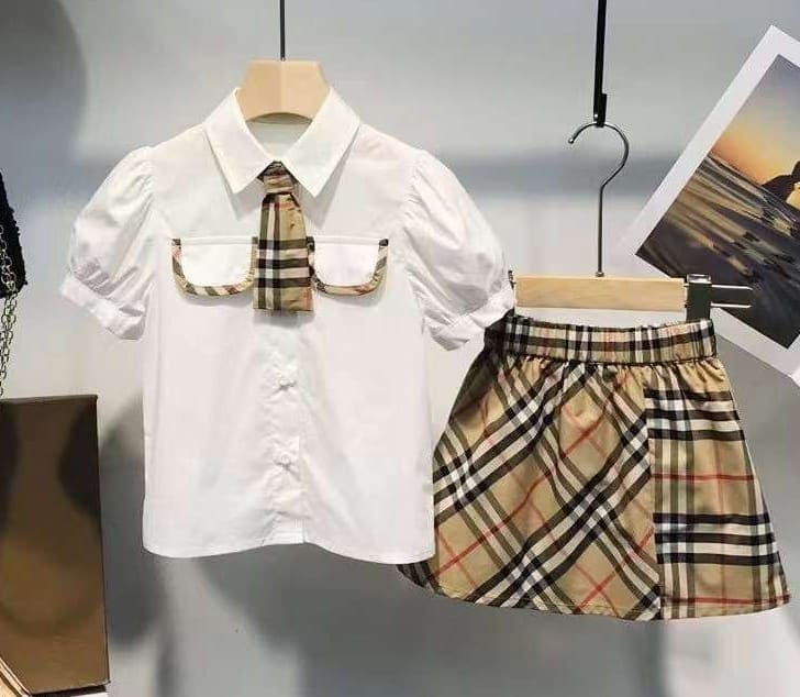 Burberry Shirt and Vintage Check Pleated Wool Skirt for girls