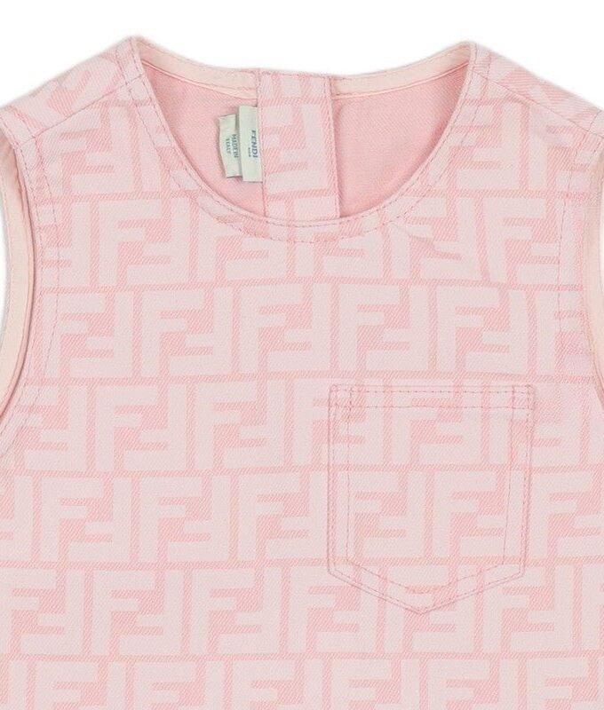 Girls dress
Pink cotton denim Fendi dress