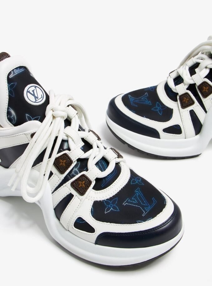 Lv Canva sneakers