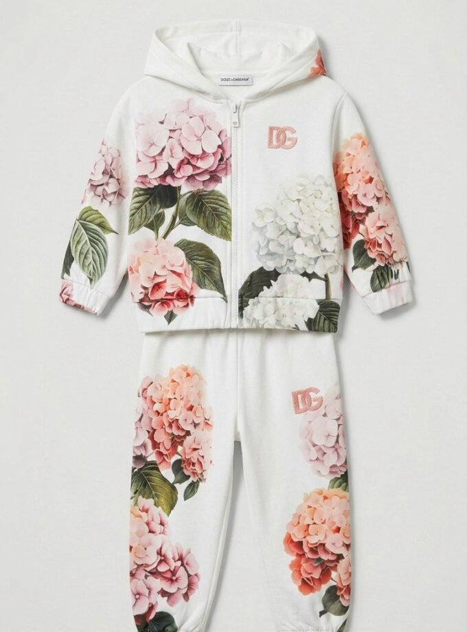Dolce & Gabbana
Kids Fleece Hoodie with pant DG Patch