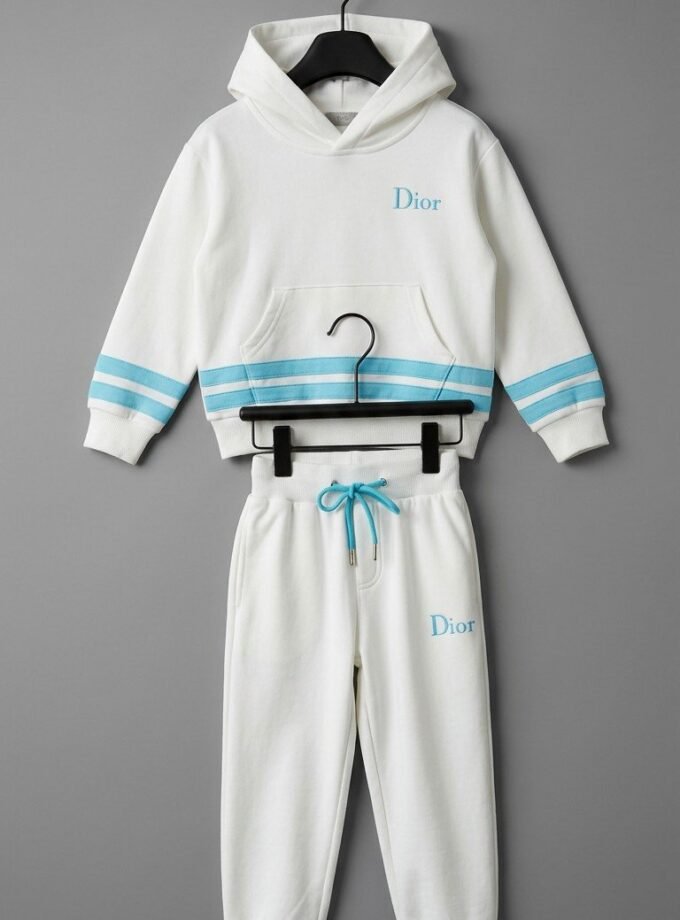Dior kids' Hooded Sweatshirt with pant
Ivory Brushed Cotton Fleece