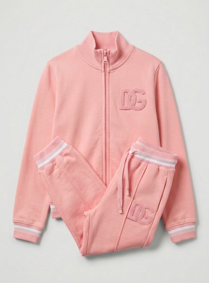 Dolce & Gabbana
Kids Fleece Hoodie with DG Patch